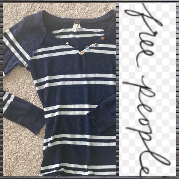 Free People Tops - 🔴SALE! “FREE PEOPLE” NAVY STRIPE w/Lace Detail
